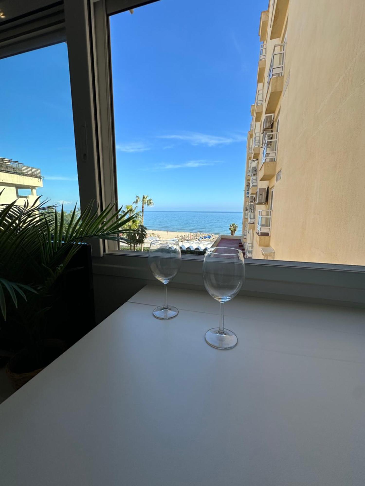 Carihuela Paradise Beach Torremolinos Exterior foto